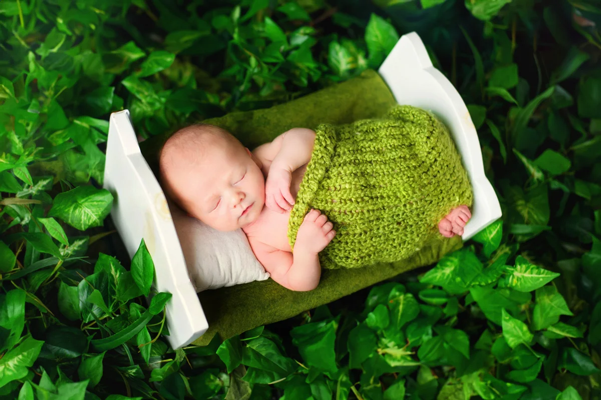 Newborn & maternity portrait by A & K Photography