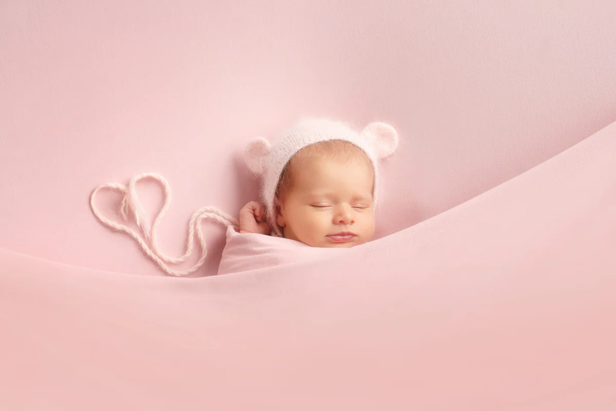 Newborn & maternity portrait by A & K Photography
